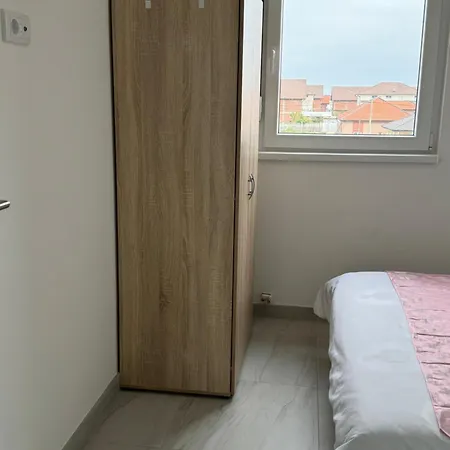 Deluxe Double Belgrade Airport Ubytování v soukromí *